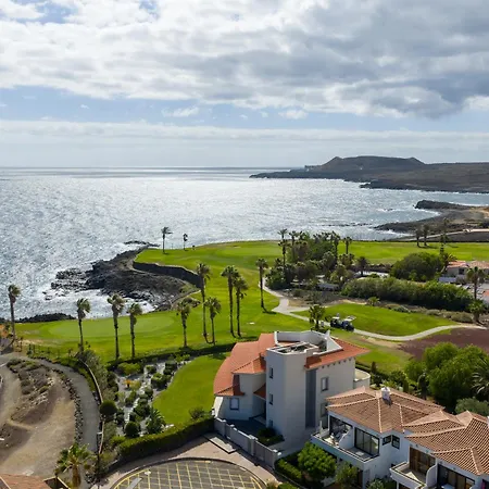 別荘 Amarilla Golf Pool House